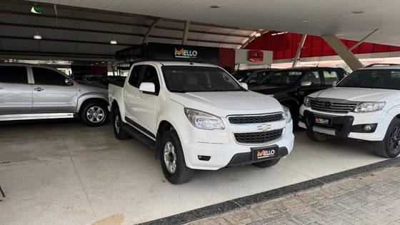 CHEVROLET S10 2.5 LT 4X2 CD 16V FLEX 4P MANUAL CHEVROLET S10 2.5 LT 4X2 CD 16V FLEX 4P MANUAL